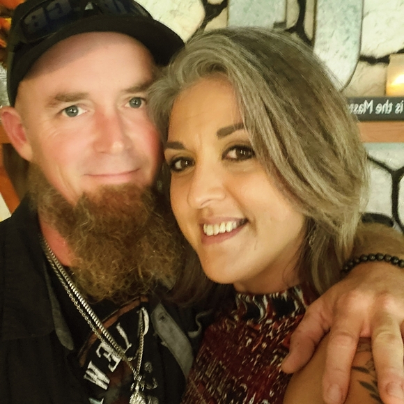 Meet your Posher, Amanda - Picture 1 of 16